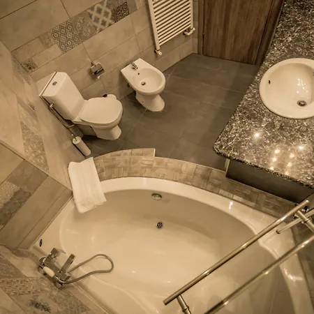 Estia On White Tower Midas Project *