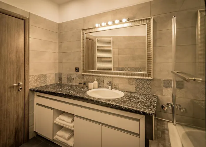Estia On White Tower Midas Project شقة *