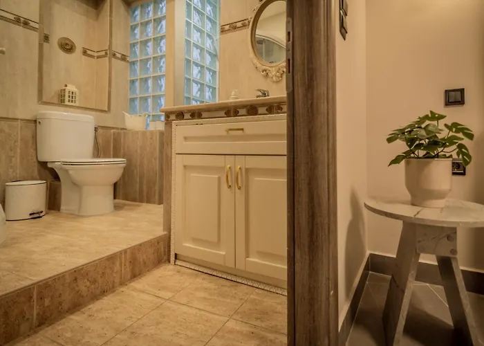 Estia On White Tower Midas Project شقة