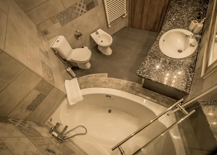 Estia On White Tower Midas Project *