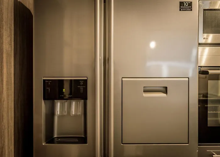 公寓 Estia On White Tower Midas Project