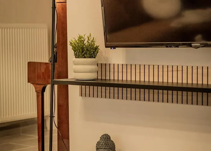 Estia On White Tower Midas Project 公寓